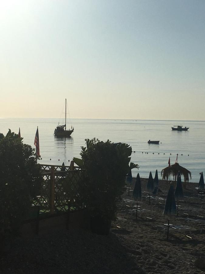 Essenze Di Sicilia Apartment - Letojanni Taormina ภายนอก รูปภาพ