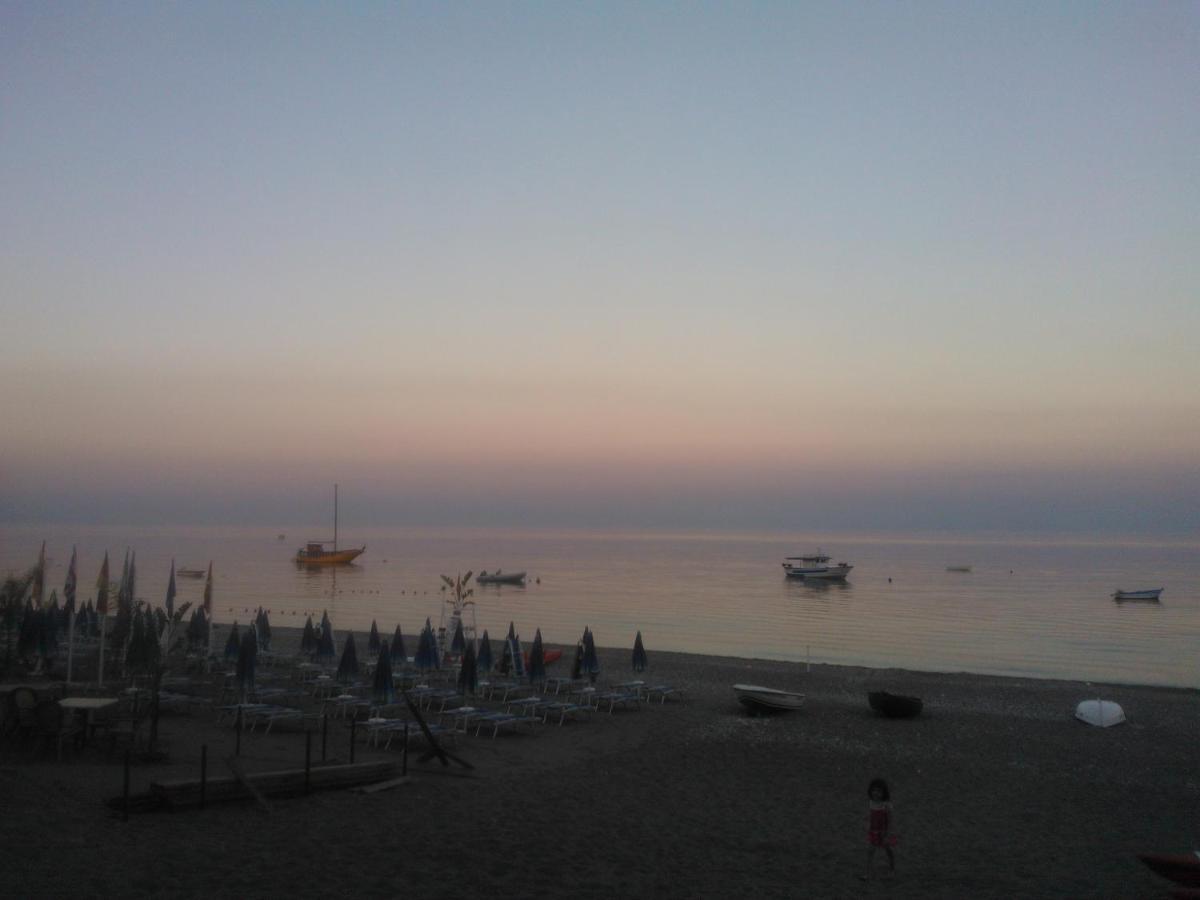 Essenze Di Sicilia Apartment - Letojanni Taormina ภายนอก รูปภาพ
